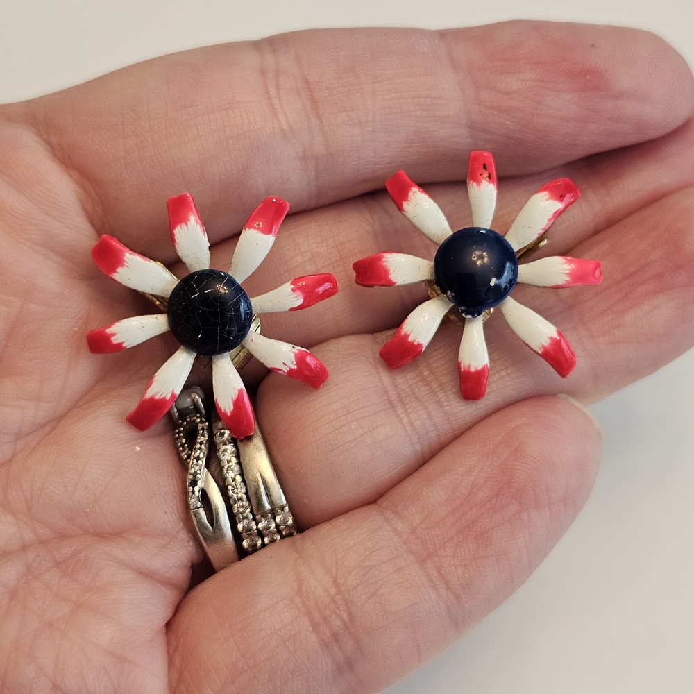 Vintage Red White And Blue Flower Earrings